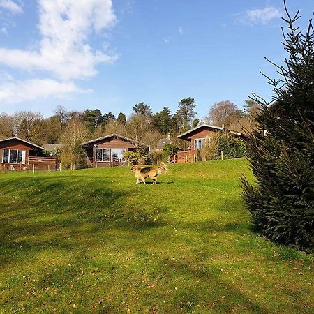 Rudyard Lake Lodges ภายนอก รูปภาพ